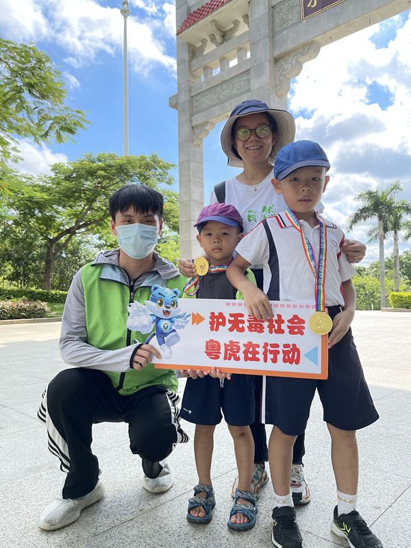 三鄉(xiāng)鎮(zhèn)開展“禁毒不停歇，人生不‘毒’行”宣傳活動照片4.jpg