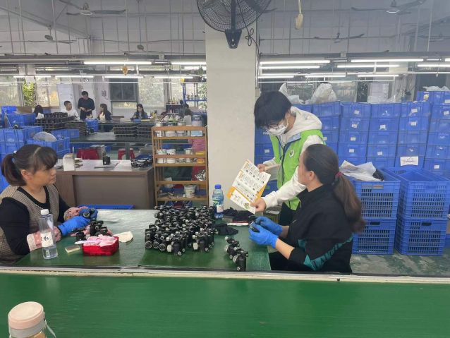 三鄉(xiāng)鎮(zhèn)開展“加強(qiáng)禁毒宣傳， 共創(chuàng)無毒企業(yè)”活動照片1.jpg