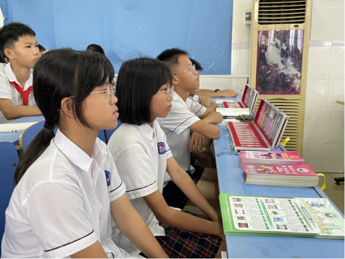 阜沙鎮(zhèn)禁毒信息〔2022〕第141期--阜沙禁毒宣傳進(jìn)豐聯(lián)小學(xué) 護(hù)航青春不“毒”行(2022.7.